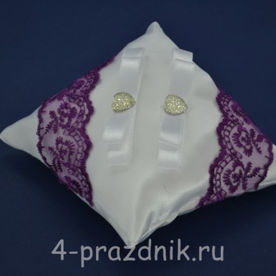 Подушка под кольца,атласная с фиолетовым  кружевом podushka044 оптом