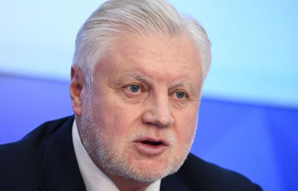 «Это не плюс, а очевидный провал, за него надо отвечать. Угроза будущему России»: как решают демографические проблемы?