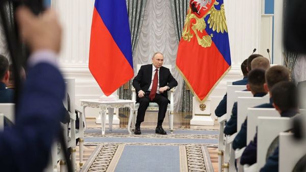 О чем говорил Владимир Путин с участниками программы «Время героев» подано 65 000 заявок. С первого потока 45 человек из 83 назначены на разные должности