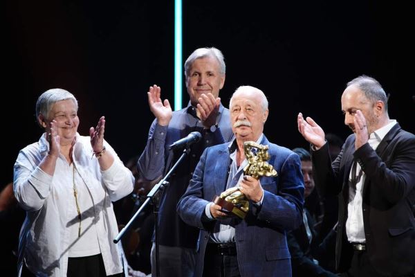 Церемония памяти: как прошел первый день «ТЭФИ» в Большом театре